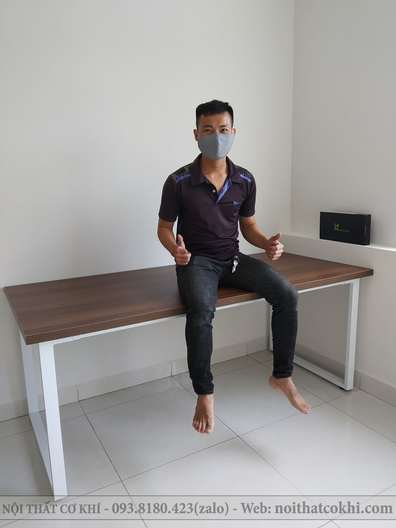 bàn chữ U